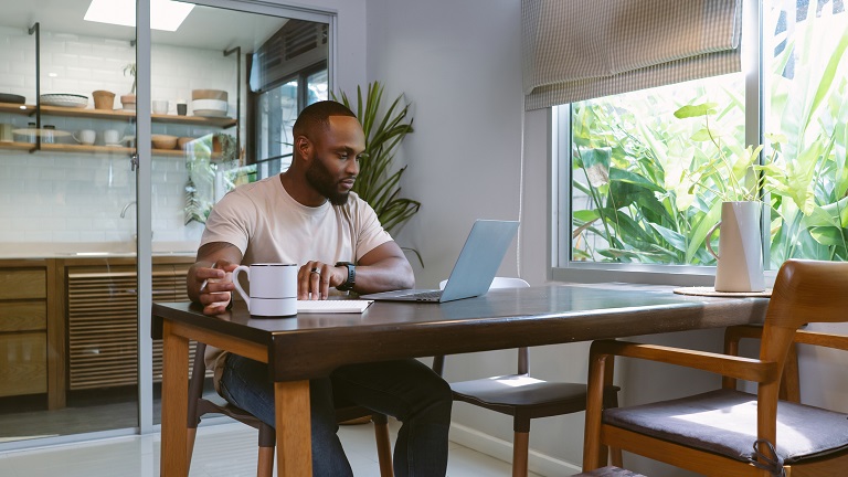 Nothing personal: Training employees to identify a spear-phishing attack