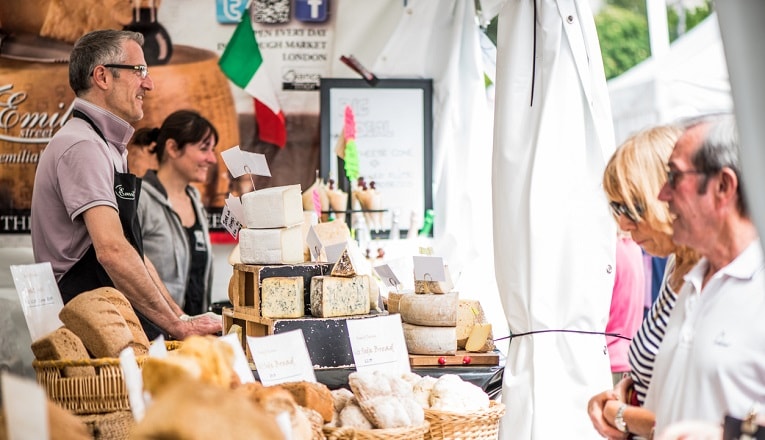 Eight ways to start a business with no money